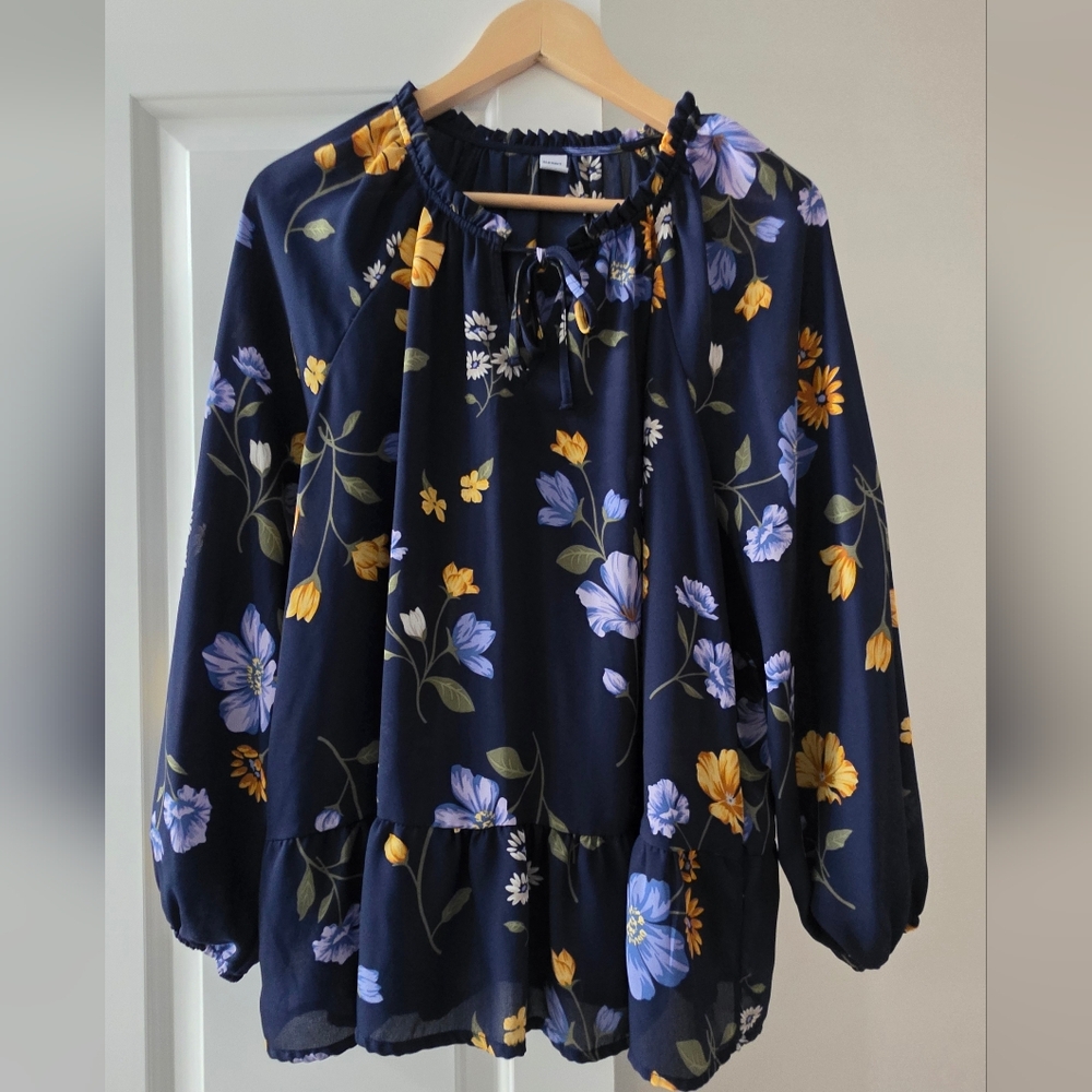 Old Floral Print Women's Top - Navy Blue Size XL